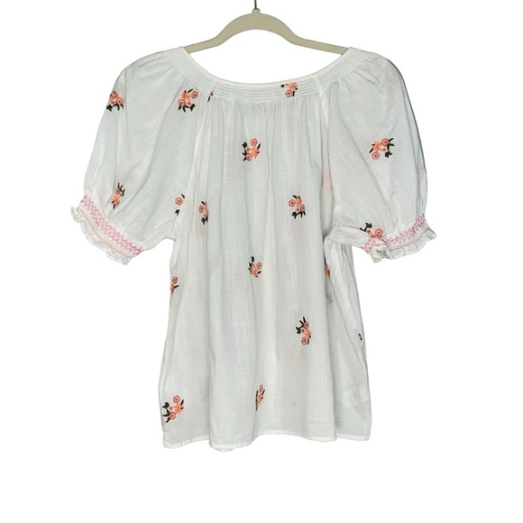 Loft white smocked cotton floral shirt sleeve button up blouse. Size MP - Picture 2 of 10